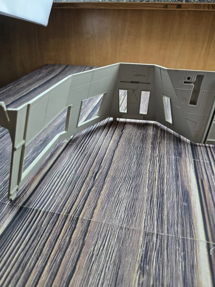 Antigo Hasbro G.I. Porta-aviões Joe USS Flagg 2º convés parede M-4057 LEIA QUEBRADA - Imagem 3 de 4