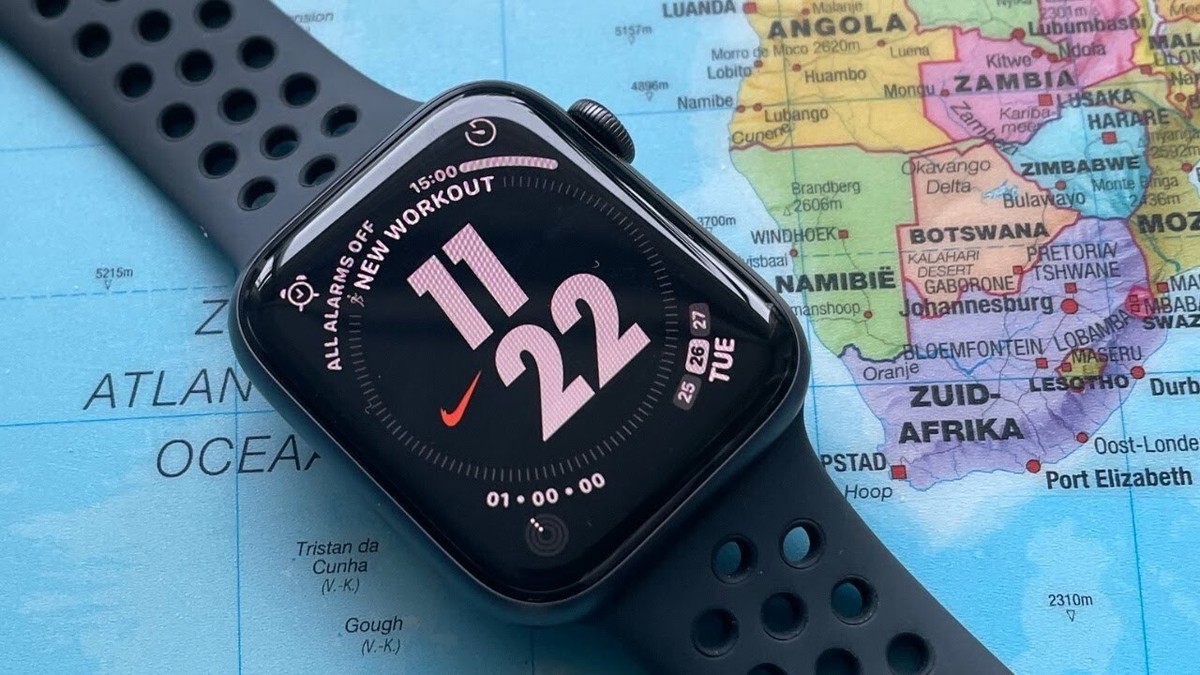 Apple Watch - Apple Watch 7 45mm Nike GPS ミッドナイトモデル s-l400.jpg