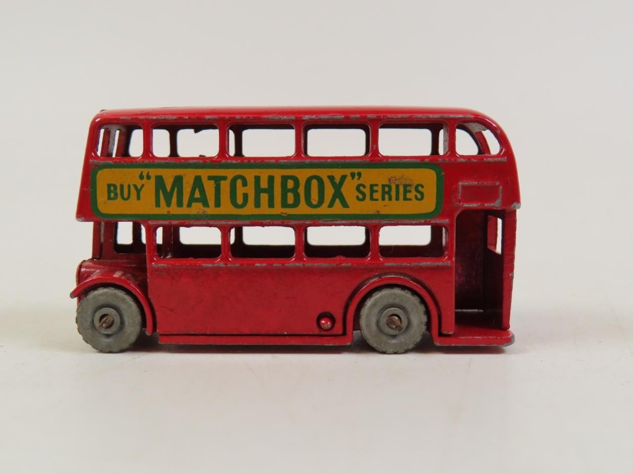 MATCHBOX No.5 LONDON BUS タイヤsilver 座席無し MATCHBOX No.5
