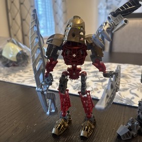 Bionicle Toa Lhikan & Kikanalo 8811 Complete Figures no book / box READ