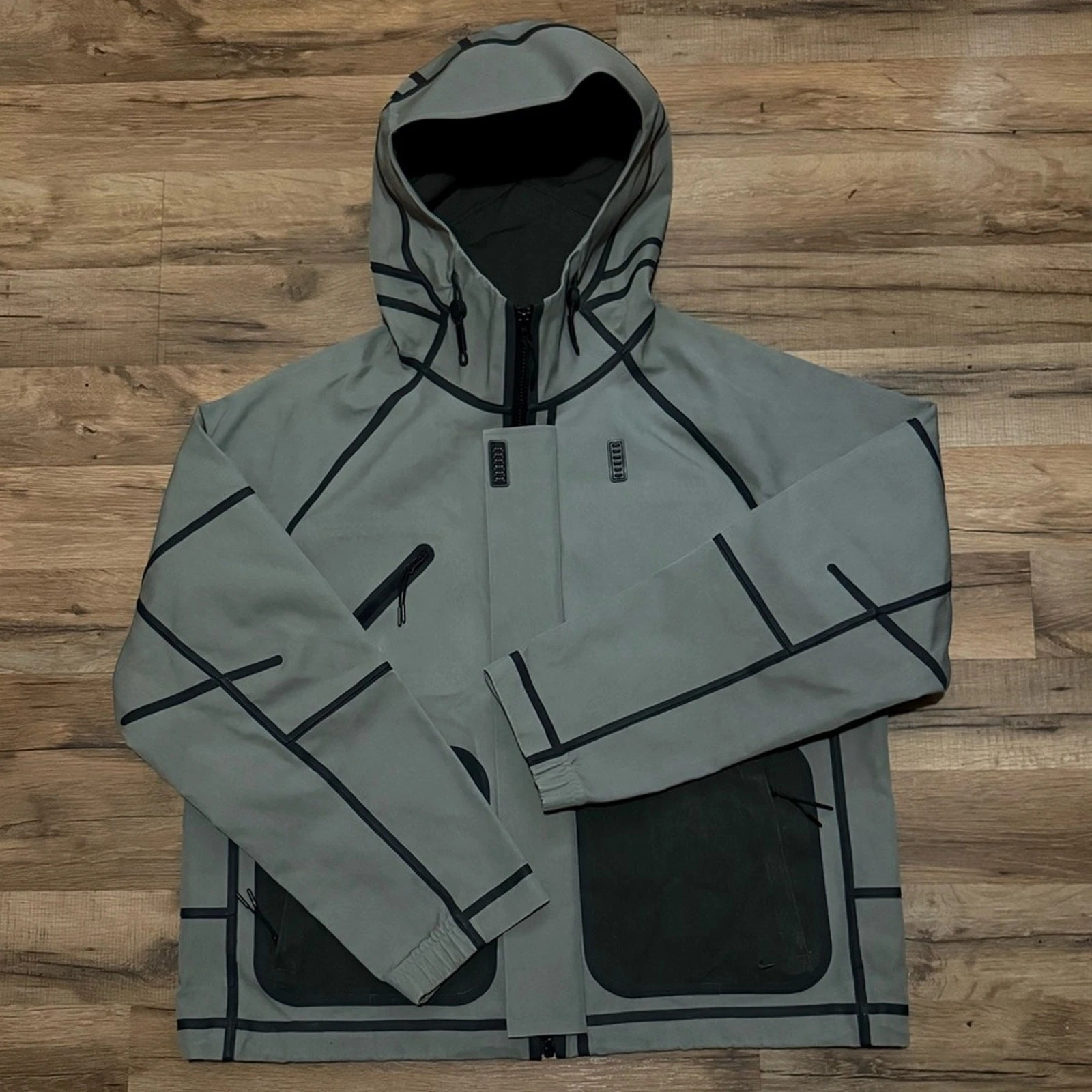 Nike Tech Storm Fit Hooded Rain Jacket