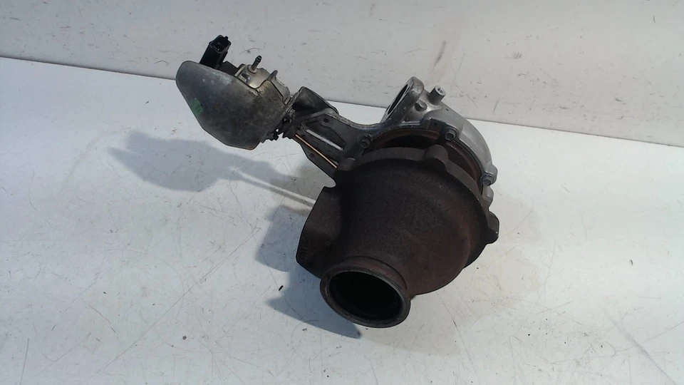 Turbo Opel Insignia A 2.0 CDTi 55581063 - Imagen 3 de 4