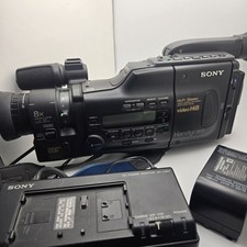 Vintage Sony CCD-V701 Hi 8 Video Camera Recorder. Tested For Power. With Battery