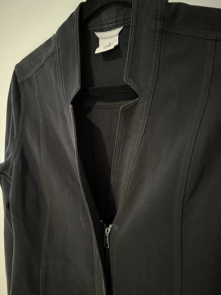 Blazer Cabi 5480 para mujer XS negro alrededor del reloj chaqueta tejida elástica cremallera profesional Foto 3 de 4