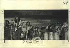 1976 Press Photo Greezy Wheels alternative rock group performing - noo27260