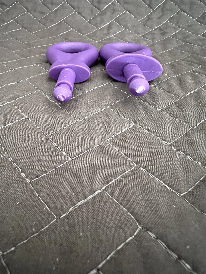 Juego de 2 ganchos morados Baby Einstein Neighborhood Friends pieza de repuesto Foto 3 de 4