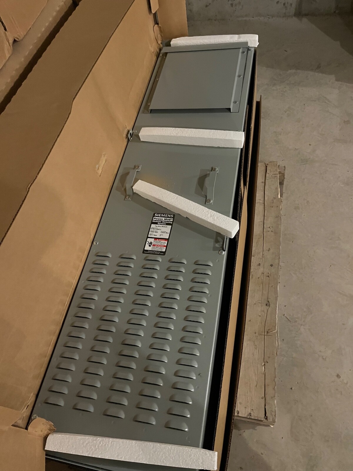 Siemens WTB31200CU (1200A Meter Tap Box 240V) *SHIPS FREIGHT* | eBay