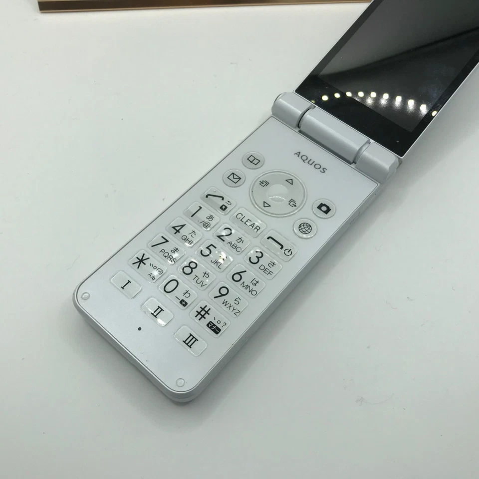 SHARP AQUOS KEITAI WHITE SH-N01 Android Flip Phone Unlocked 601SH Used - Image 4 of 4