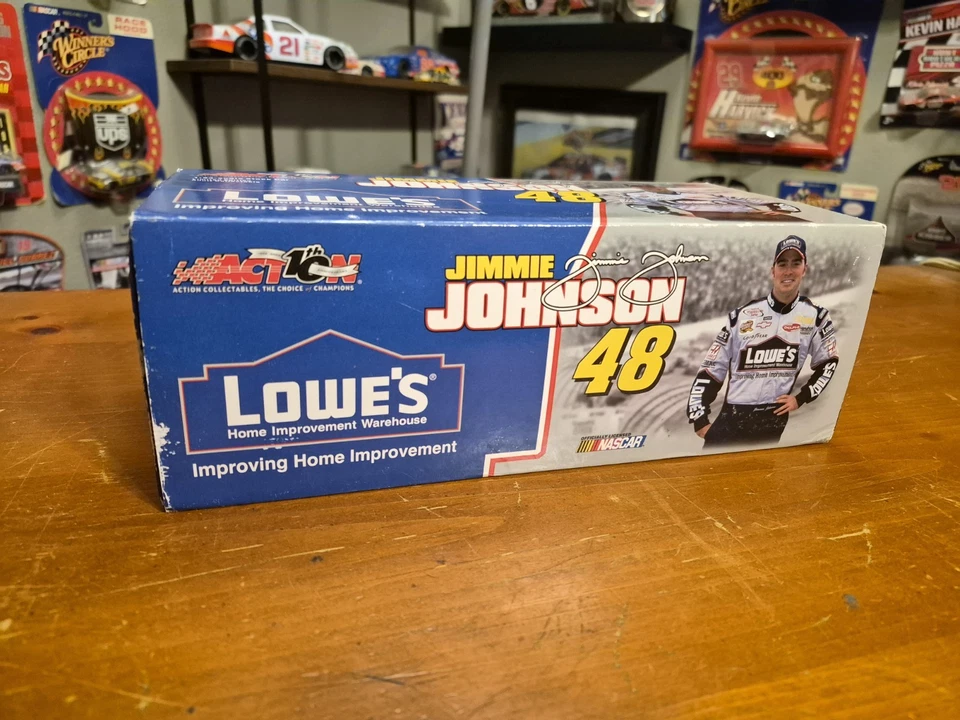 Action Racing Collectibles 2002 1:24 #48 Jimmie Johnson Lowe's temporada de novato Foto 2 de 4