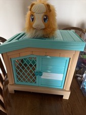 Little Live Pets Mama Surprise Soft Interactive Mama Guinea Pig w Hutch