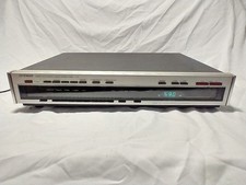 Luxman T-02 Digital Synthesized AM/FM Stereo Tuner