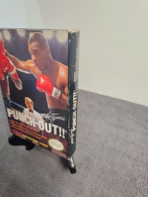 Mike Tyson&rsquo;s Punch-Out, Nintendo NES, CIB con carta, p&oacute;ster, manual, estuche