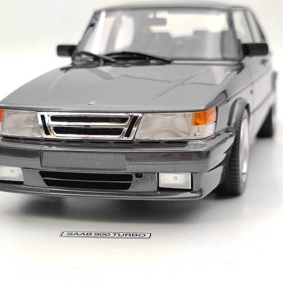 Miniature Saab 900 1/18 DNA Collectibles Turbo T16 Flux D'air Metallise Vert 1988 - Voiture