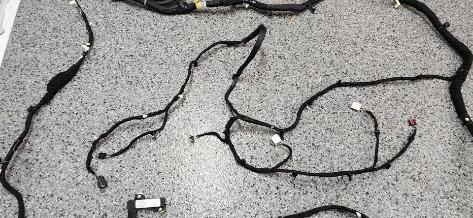 Arnés de cableado de carrocería Ford Mustang GT 2018 "JR3T-14a005-FE" OEM Foto 4 de 4