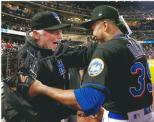 BUCK SHOWALTER Signed 8 x 10 Photo NEW YORK METS Baseball MLB Manager Free Ship
