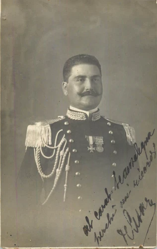 Italian army 1918 military portrait uniform ww1 photo postcard