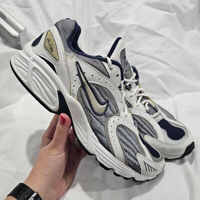 Vintage 2003 nike air dad core chunky tennis shoes