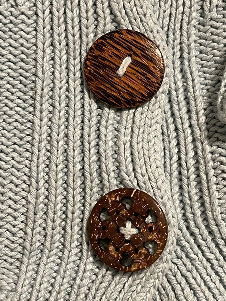 Cardigã suéter robusto algodão tricotado à mão puro azul claro boho artesanal M/G - Imagem 3 de 4