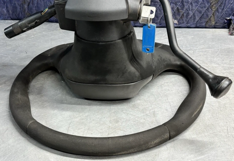 94-96 Chevy GMC G30 Vandura 35 Non Tilt Steering Column Assembly W/Key W/Wheel Foto 2 de 4