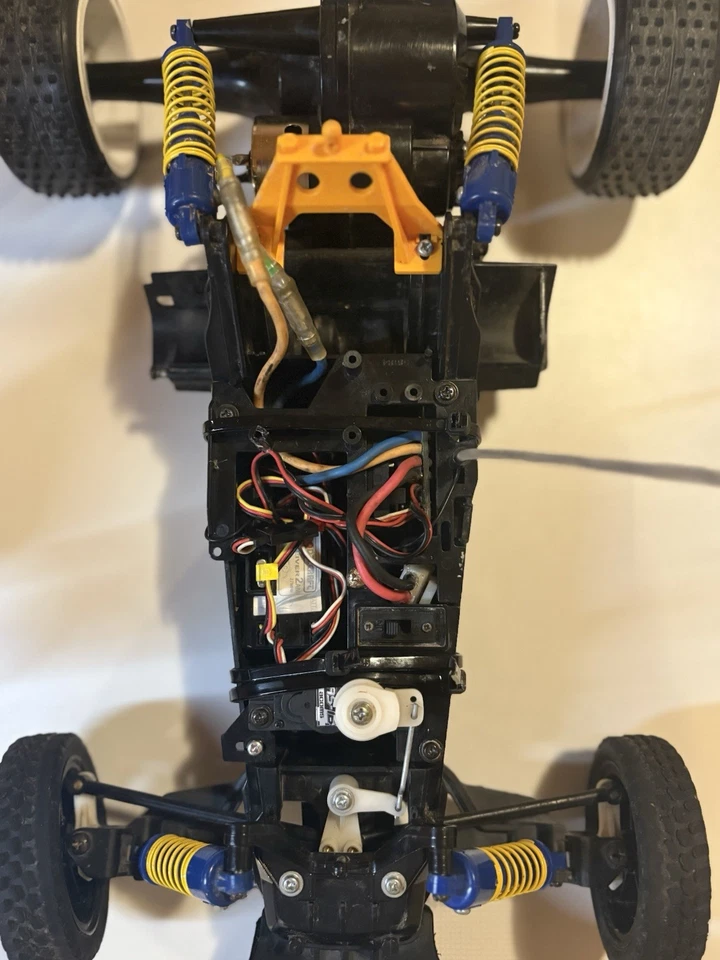 Tamiya Mad Fighter RC Buggy Vintage Komplett 1:10 RC Car mit Akku und OVP - Bild 2 von 4