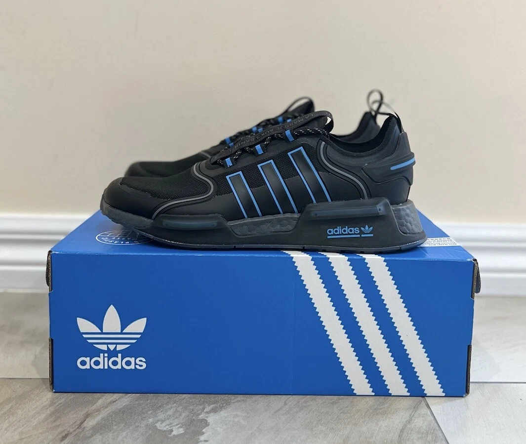 adidas gazelle silver green womens Adidas NMD_R1 Primeblue Black/Black/Black main image 1