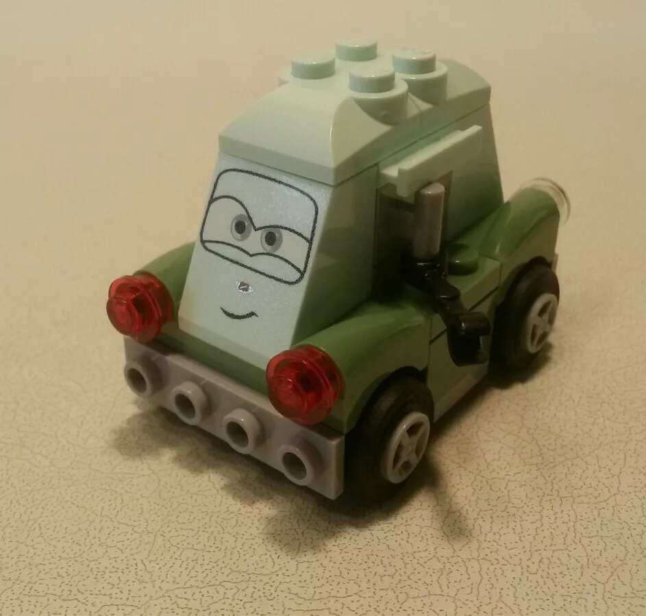 Lego Disney Cars Oil Rig Escape 9486 retired figure parts or