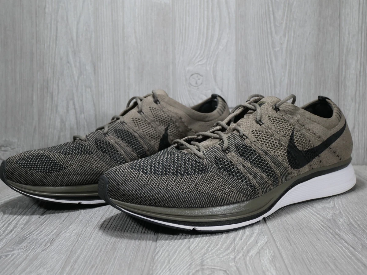 Nike hotsell flyknit gray