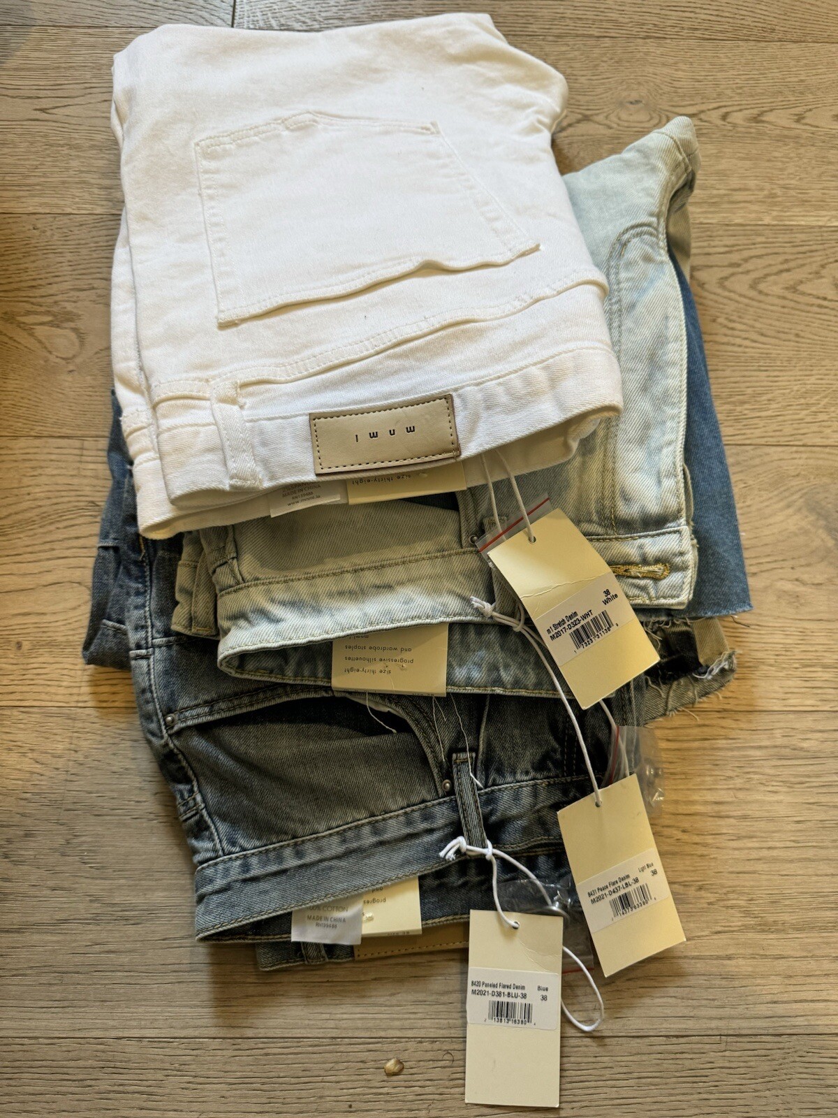 mens clothing bundle 3 Pair American Eagle 38x30 3 Pair  Mnml 38 3 Pair Shorts image 2