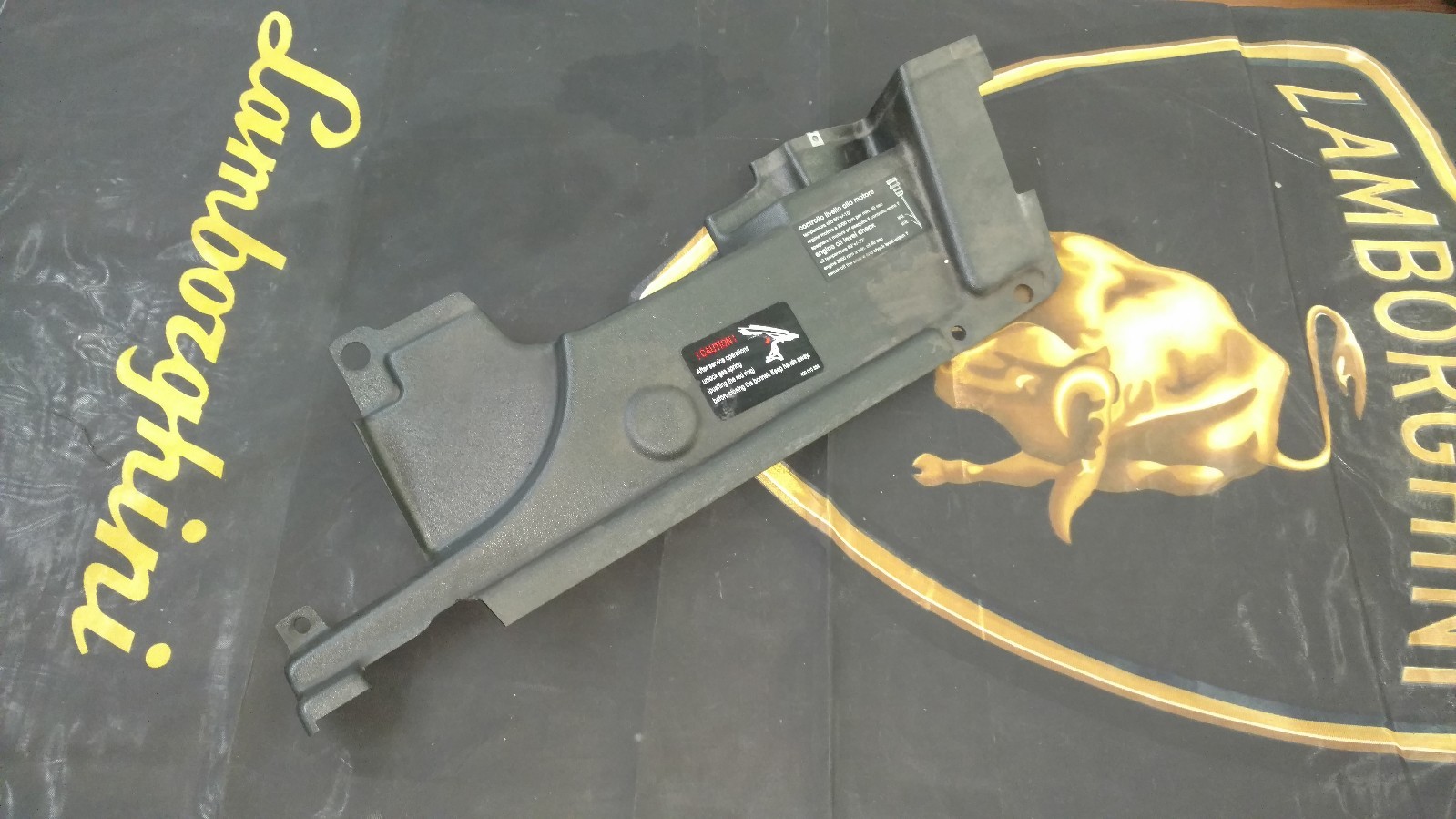 LAMBORGHINI GALLARDO SPYDER REAR LEFT ENGINE COVER MOLDING OEM 07L103939