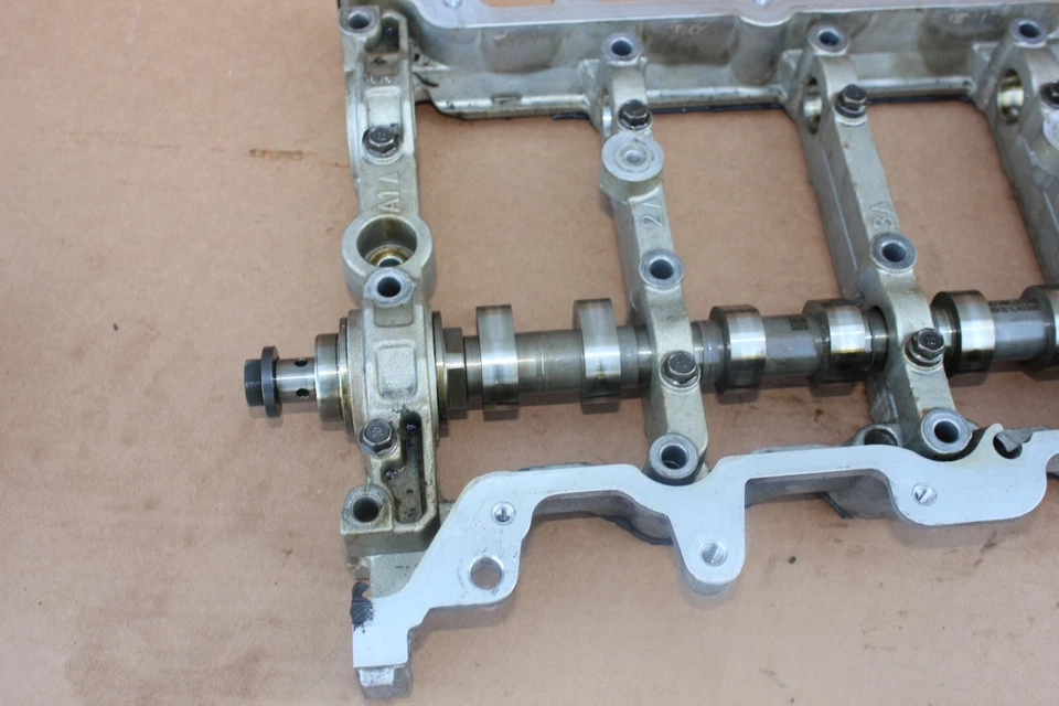 Árbol de levas OEM CON ÁRBOL DE LEVAS SOPORTE MONTAJE CARCASA PARA HYUNDAI ELANTRA 2.0 2017 Foto 2 de 4