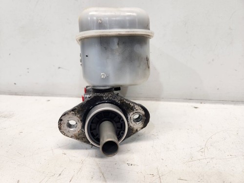 2006-10 Dodge Dakota (4.7L / 4x4) Brake Master Cylinder W/ Rear ABS - Picture 3 of 4