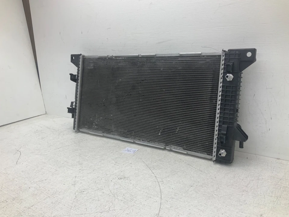 2015 2016 2017 FORD EXPEDITION ENGINE FRONT COOLING RADIATOR OEM 15 16 17 - Imagem 3 de 4