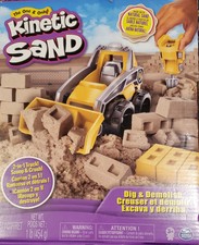 kinetic sand dig and demolish