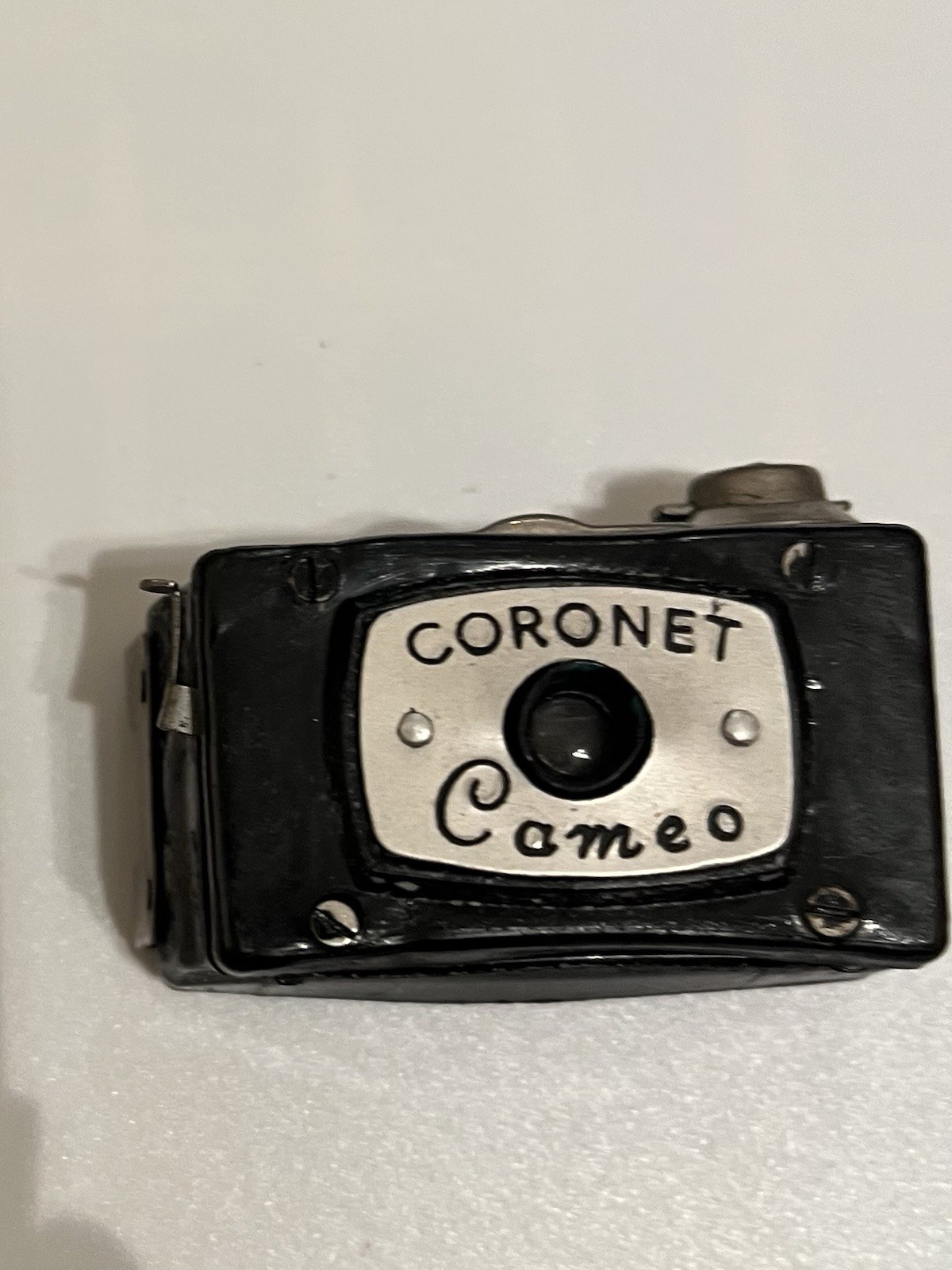 Coronet Cameo Subminiature Bakelite Film Camera - VINTAGE , untested item