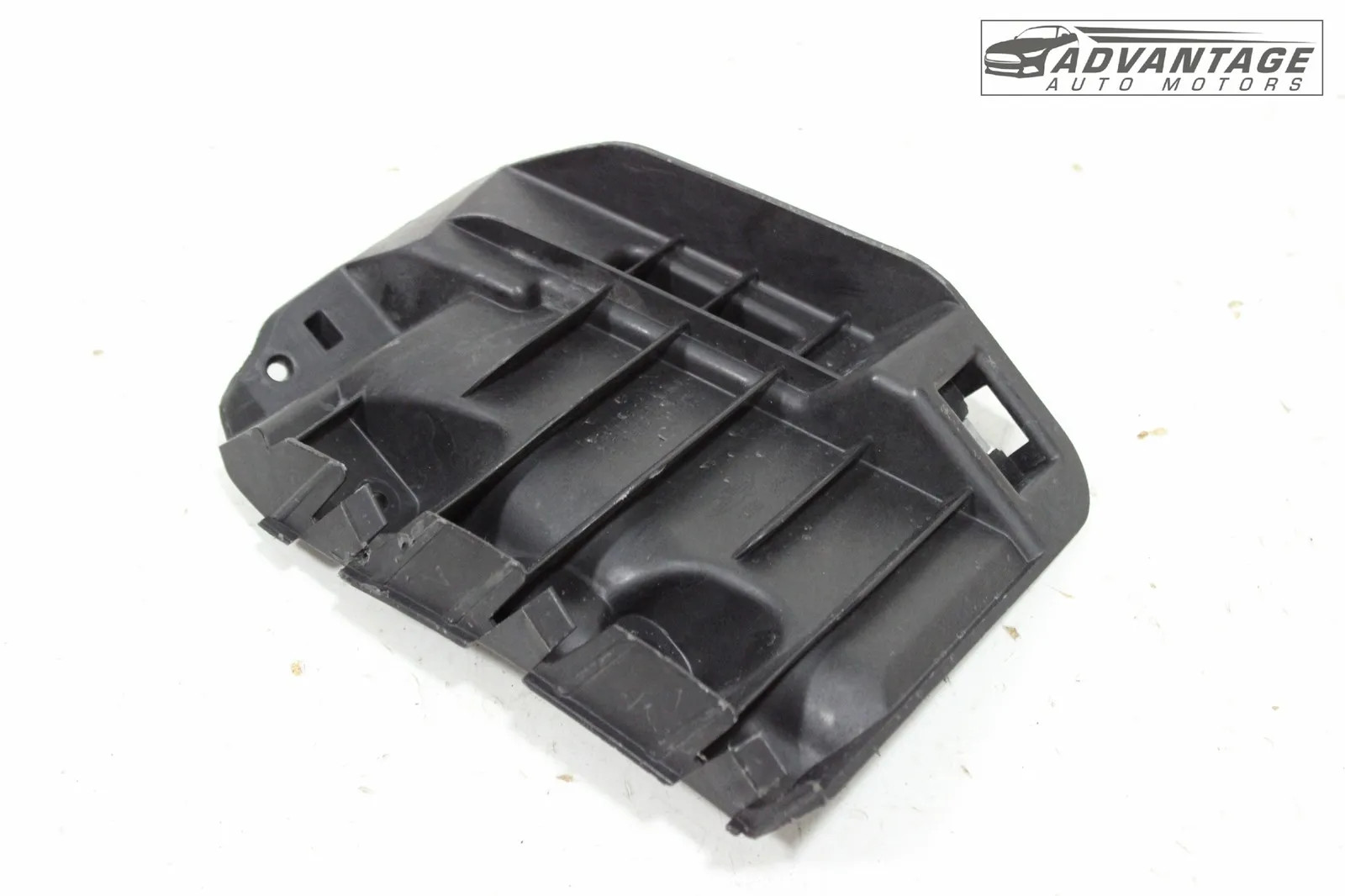 2014-2024 MASERATI GHIBLI M157 REAR BUMPER RIGHT SIDE MOUNT BRACKET SUPPORT OEM