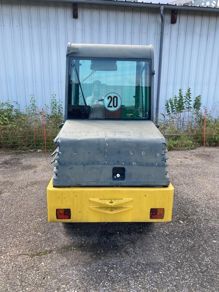 Kramer Radlader Typ 307-63 118er Modell zu verkaufen - Bild 2 von 4