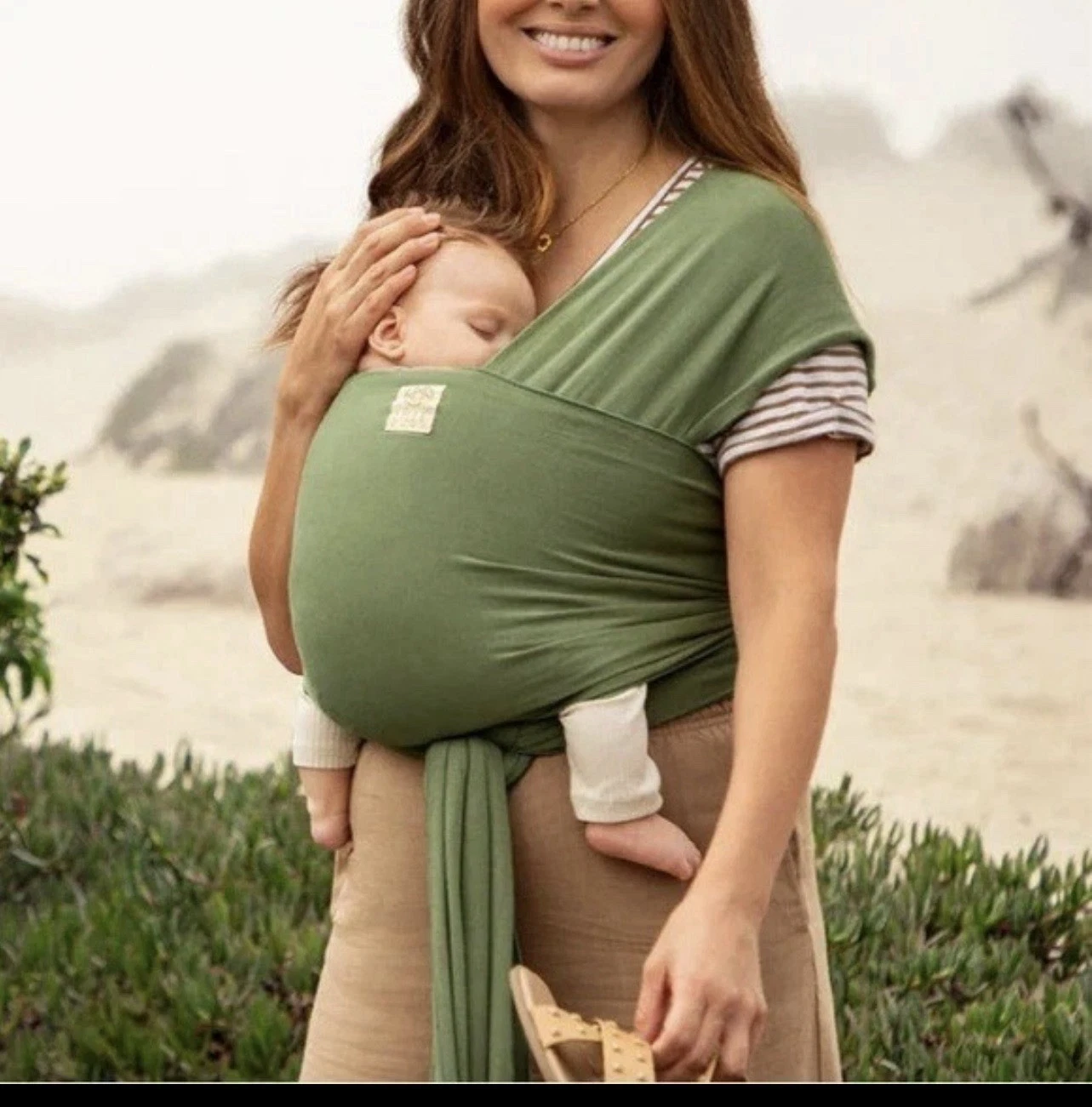 LILLE BABY Dragonfly Wrap Moss Baby Carrier…