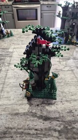 LEGO Castle: Forestmen's Hideout (6054)