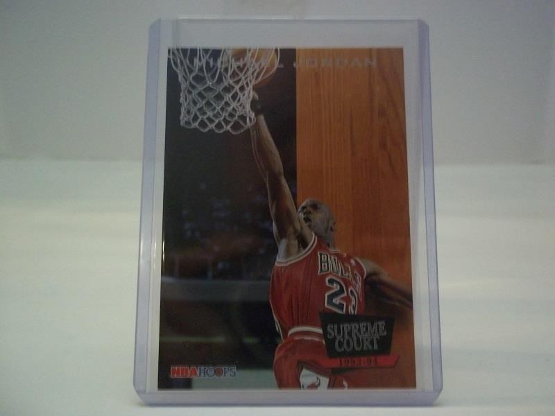 Michael Jordan 1993 Hoops #SC11 Supreme Court Price Guide - Sports
