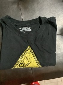 Legend Of Zelda NES Men&rsquo;s T-Shirt Size Large Black Graphic Tee Retro