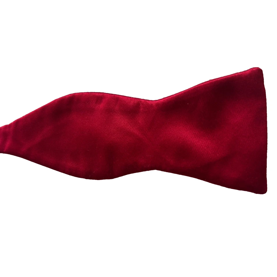 Pajarita de seda ajustable roja Daniel Cremieux Signature Collections hecha en EE. UU. Foto 2 de 4