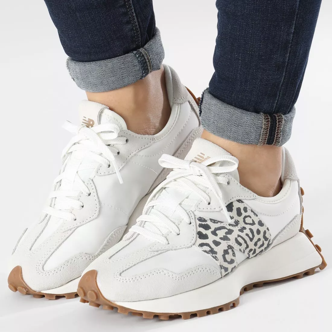 New Balance 327 Leopard Womens Sneakers Shoes ANIMAL PRINT Logo sea salt 6 -11.5