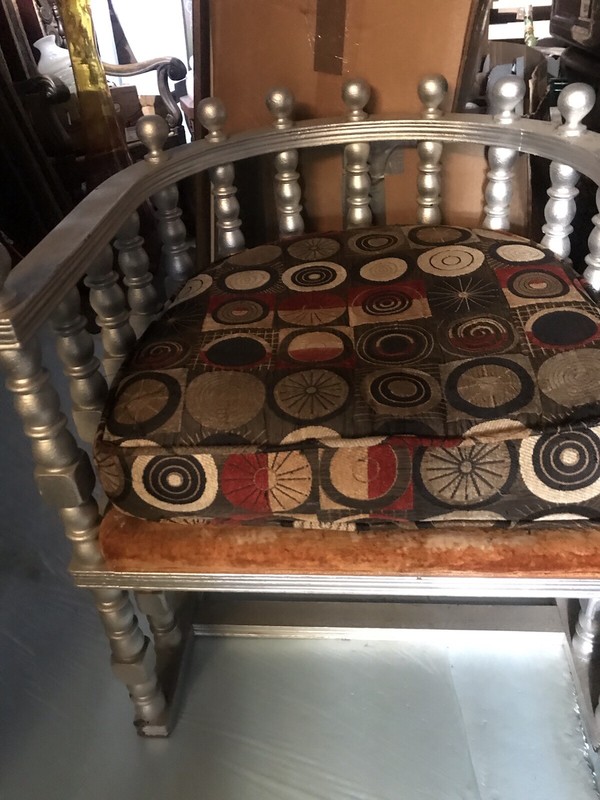 Antique Bentwood Spindle Rare Find chairs 1900-1950. One Of A Kind