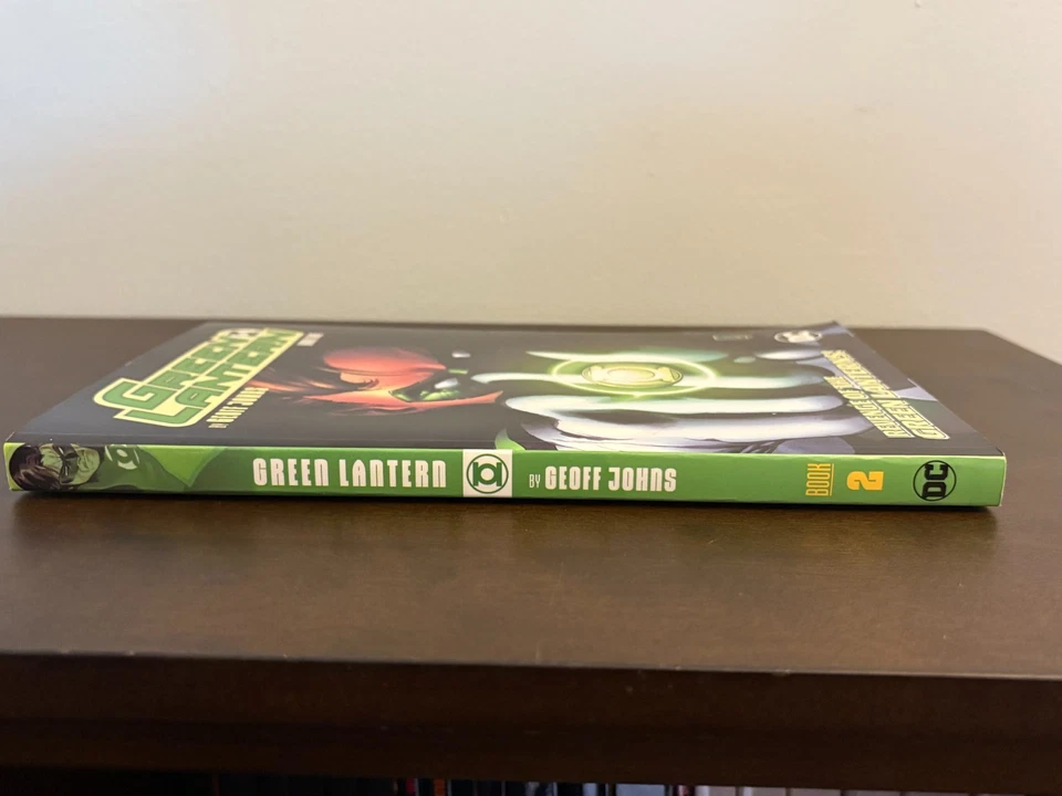 Green Lantern de Geoff Johns Libro 2da impresión Comercio Libro de bolsillo DC Comics En muy buena condición Foto 3 de 3