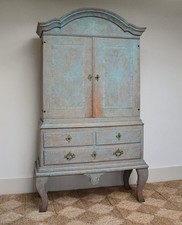 18th Century Swedish Rococo Gustavian Kitchen Sideboard Cabinet on Chest Drawer