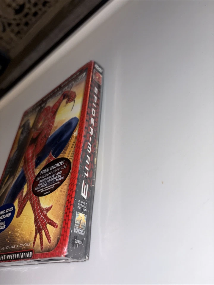 Spider-Man 3 (DVD, 2007, 2-Disc Special Edition) with Postcard Set And Mask. New - Image 3 of 4