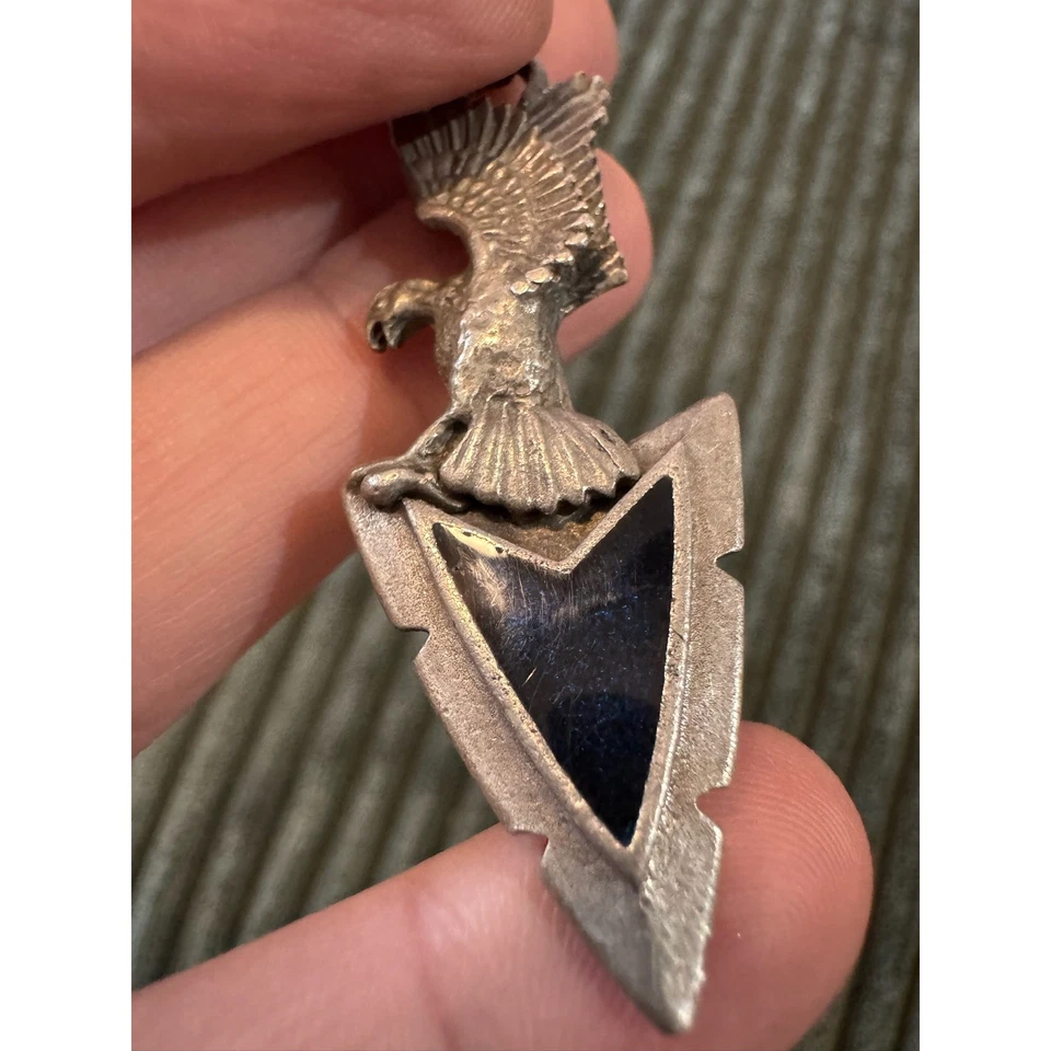 Collar Colgante Punta Flecha Águila Hombres Mujeres Cordón Inspirado en Nativos Americanos Foto 2 de 4