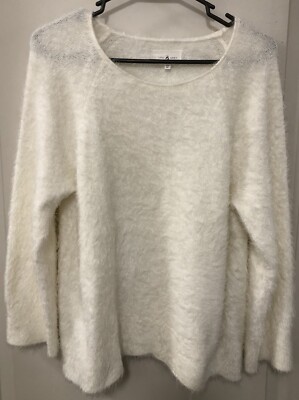 Lou & Grey Women's Fuzzy White Sweater Long Sleeve Size M