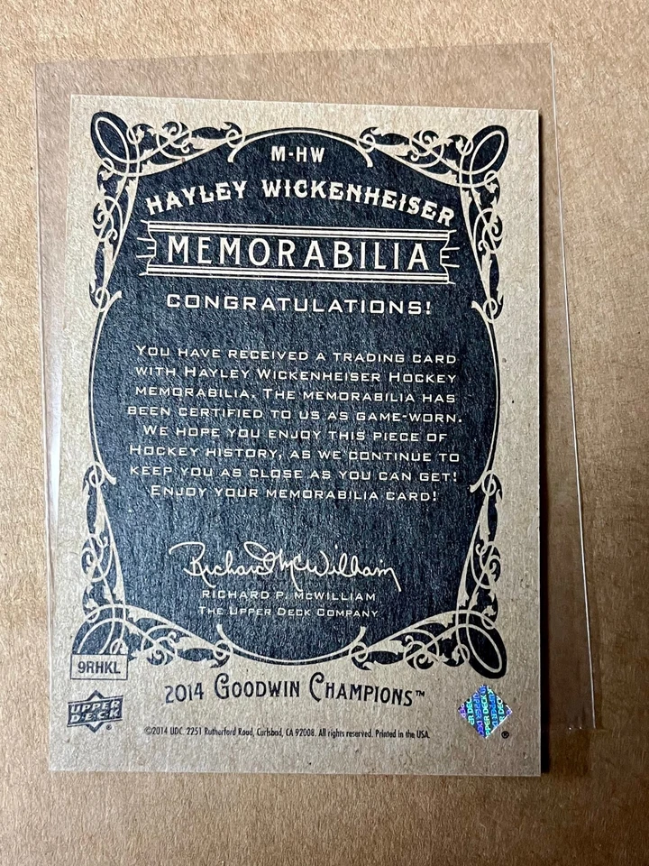 HAYLEY WICKENHEISER Patch 2014 Upper Deck Goodwin Champions #M-HW Hockey Canada - Image 2 of 2