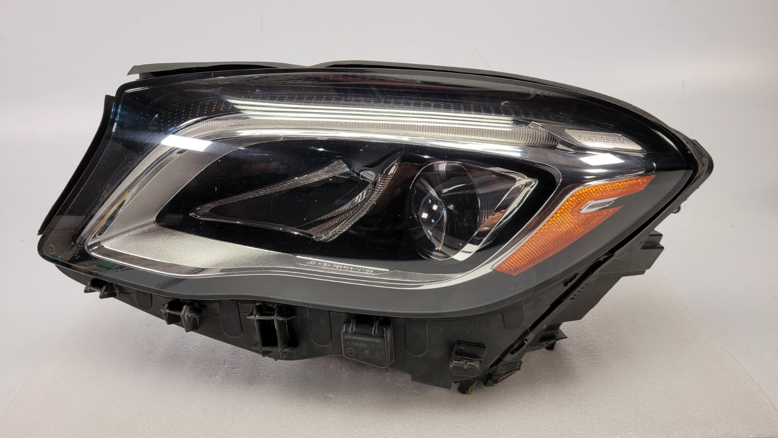 2018 - 2020 MERCEDES GLA Gla250 OEM Driver Left Full LED Headlight